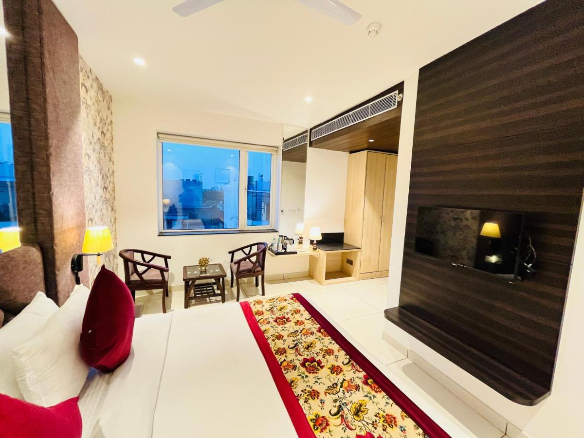 Hotel The Savode - Just 2 Mins From Golden Temple Amritsar Bagian luar foto